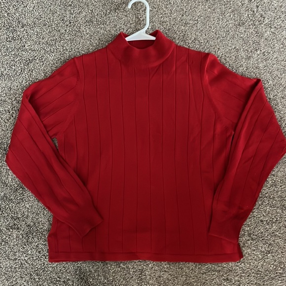 Harvé Benard Red Lnit Sweater Size Medium - Picture 3 of 9